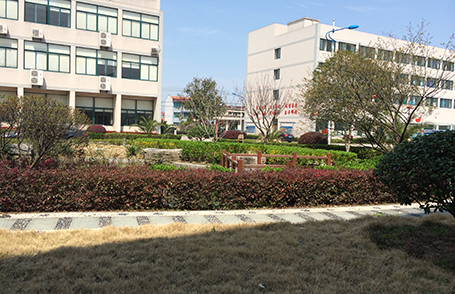 乐丰花园式厂区实景-绍兴乐丰笼具设备有限公司